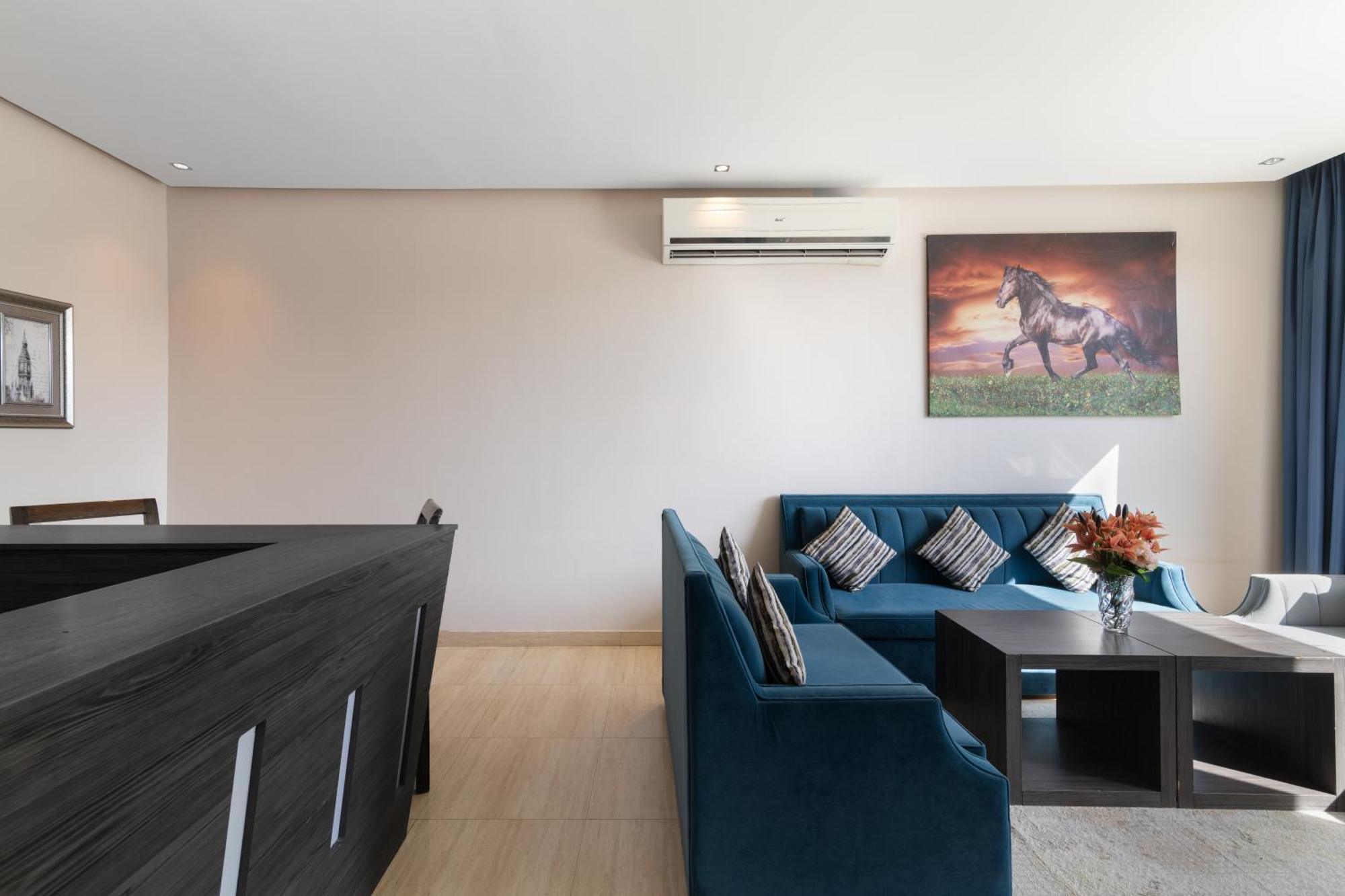 The Corner Hotel Resorts - Riyadh Bagian luar foto