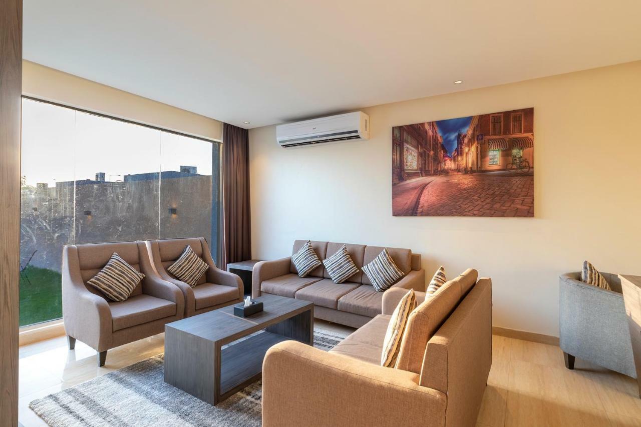 The Corner Hotel Resorts - Riyadh Bagian luar foto
